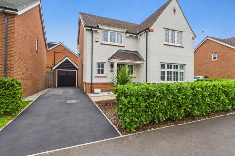 Stone Mason Crescent, Ormskirk, L39 2BF 4 bed detached house for sale