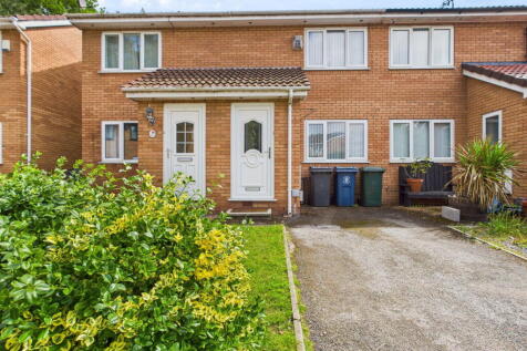 Pine Crest, Aughton, Ormskirk... 2 bed terraced house for sale