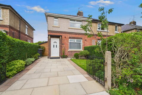Owen Avenue, Ormskirk, L39 1QB 3 bed semi