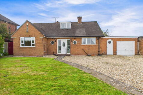 Turnpike Road, Aughton, L39 3LD 2 bed detached bungalow for sale