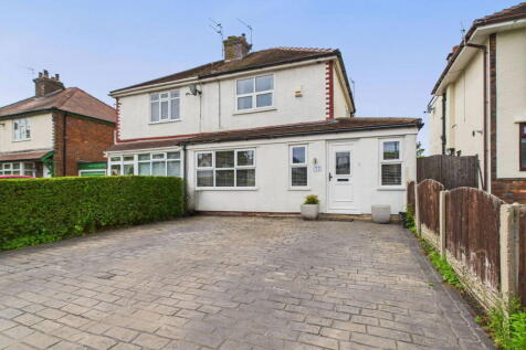 Yew Tree Road, Ormskirk, L39 1NT 3 bed semi