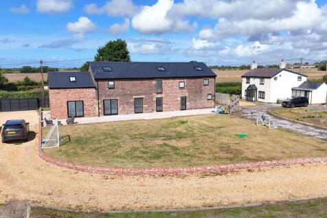 School Lane, Downholland, Ormskirk... 5 bed barn conversion for sale