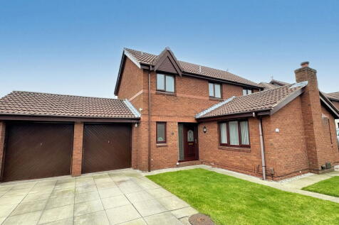 Clanfield Avenue, Widnes 3 bed detached house for sale