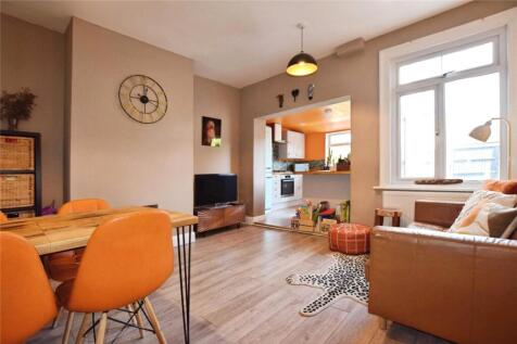 2 bedroom house for sale