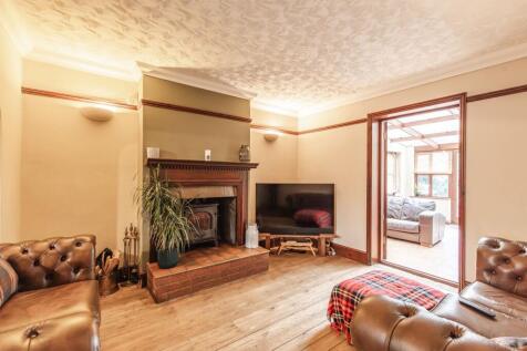 Dersingham 3 bed detached house for sale