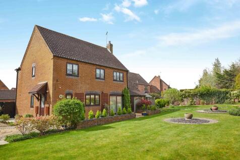 Robin Hill, Heacham, PE31 4 bed detached house for sale