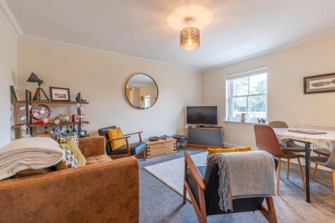 Chain Free Modern Coastal Apartment... 2 bed apartment for sale