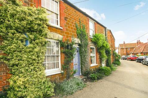 Snettisham 2 bed cottage for sale