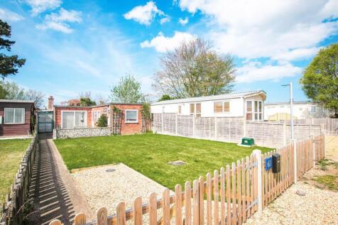 Shepherds Port 2 bed detached bungalow for sale