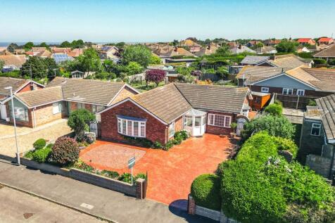 Hunstanton 2 bed detached bungalow for sale