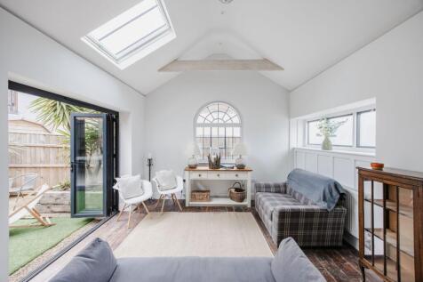 Hunstanton 2 bed cottage for sale