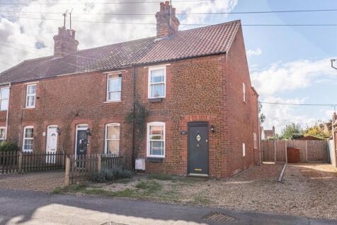 Heacham 2 bed end of terrace house for sale