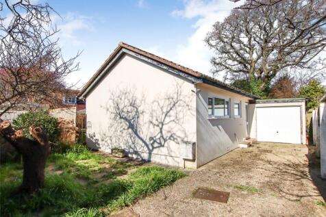 Yeovilton Close, Everton, Hampshire... 3 bed bungalow for sale