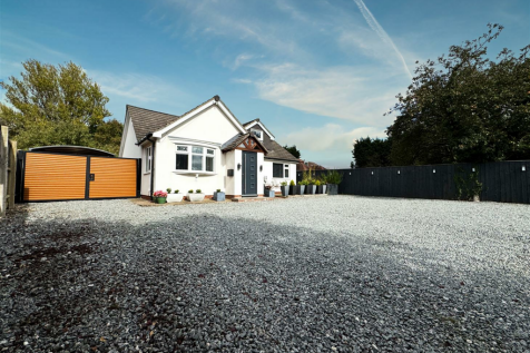 5 bedroom detached bungalow for sale