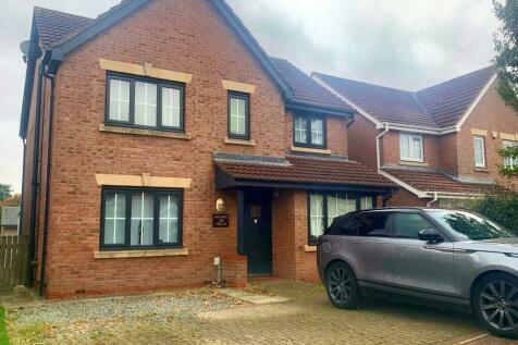 4 bedroom detached house for sale