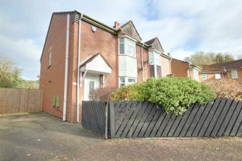 2 bedroom semi-detached house for sale