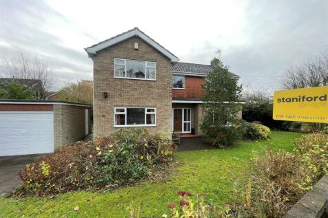 4 bedroom detached house for sale