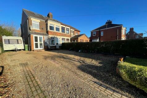 Ferriby High Road, North Ferriby HU14 4 bed semi