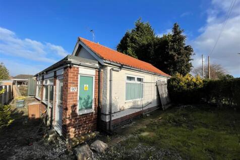 Welton Road, Brough HU15 3 bed detached bungalow for sale