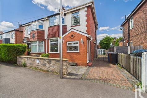 Salcombe Road, Offerton, Stockport, SK2 3 bed semi