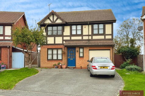 5 Hazel Court, Rhyl, Denbighshire... 5 bed detached house for sale