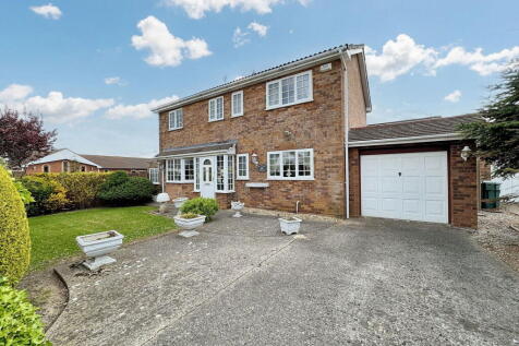 Gors Road, Towyn, Abergele, LL22 9NR 4 bed detached house for sale