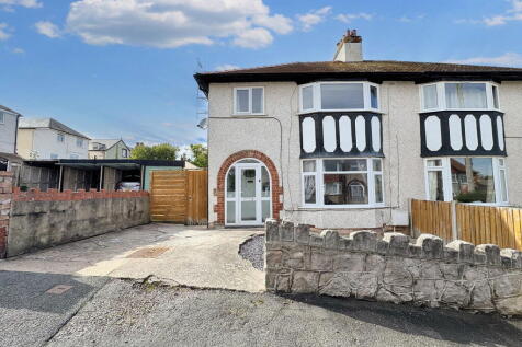 Penrhos Avenue, Old Colwyn, Conwy... 3 bed semi