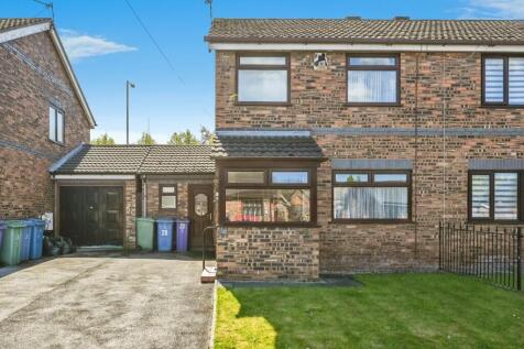 3 bedroom semi-detached house for sale