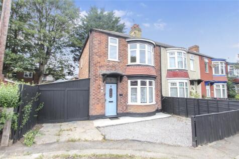 Nesham Avenue, Middlesbrough 3 bed end of terrace house for sale