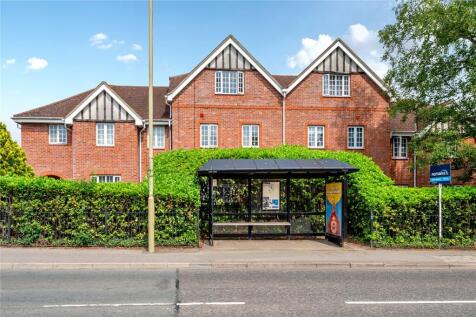 London Road, Hook, Hampshire 6 bed terraced house for sale