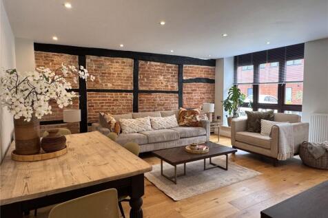 Palace Gate Farm, Odiham, Hook 1 bed end of terrace house for sale