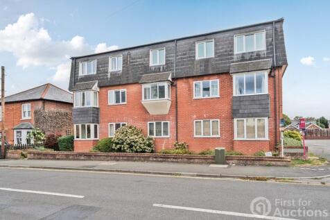 Gainsborough Court, Albert Street, Fleet 1 bed apartment for sale