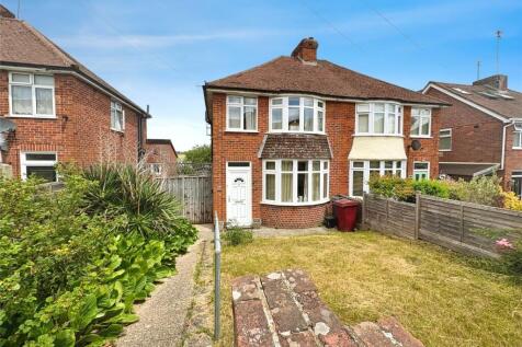 Rydal Avenue, Tilehurst, Reading 3 bed semi