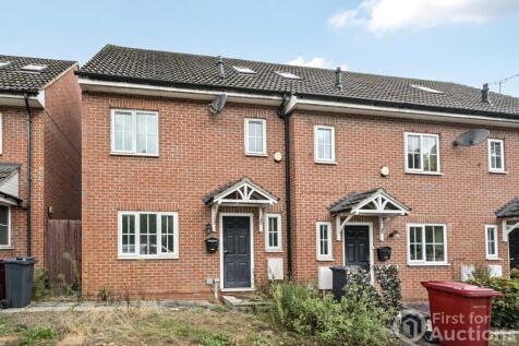 Pottery Road, Tilehurst, Reading 3 bed end of terrace house for sale