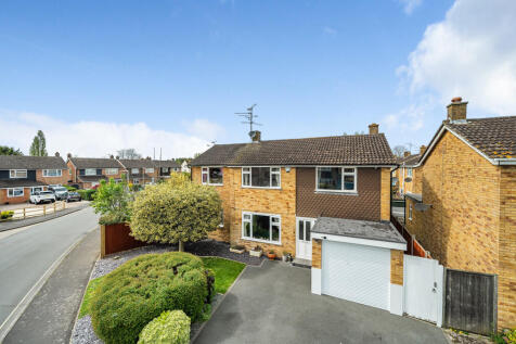 Meadow Way, Theale, Reading 5 bed detached house for sale
