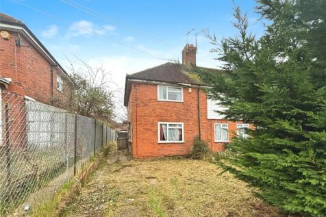 Merton Road North, Reading, Berkshire 2 bed end of terrace house for sale