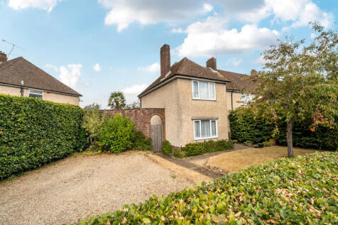 Evesham Road, Emmer Green, Reading 3 bed end of terrace house for sale