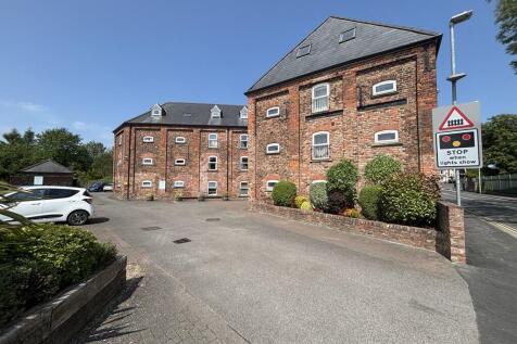 1 bedroom flat for sale