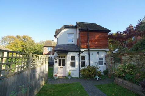 17 Fairfield Road, Eastbourne BN20 2 bed cottage for sale