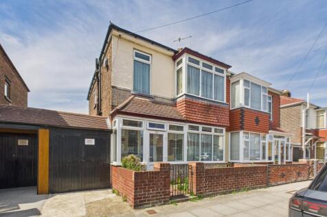 Martin Road, Portsmouth PO3 3 bed semi