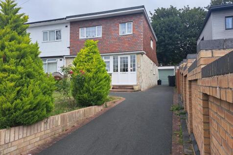 Medina Road, Portsmouth PO6 3 bed semi