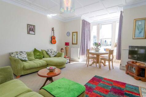 Devon 1 bed apartment for sale