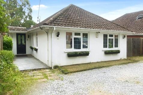 Barkham Road, Wokingham, Berkshire 3 bed bungalow for sale