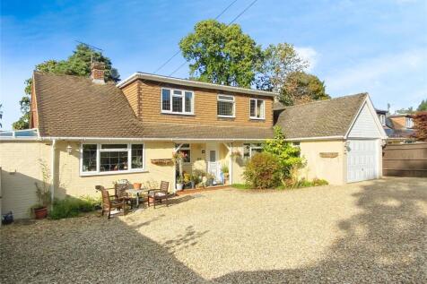 Nine Mile Ride, Finchampstead, Berkshire 5 bed detached house for sale
