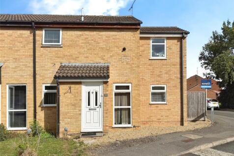 Mars Close, Wokingham, Berkshire 2 bed semi