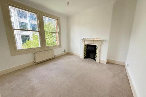 Martell Road, London, SE21 2 bed flat for sale