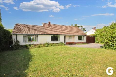 Sandy Lane, St. Ives, Ringwood... 3 bed bungalow for sale