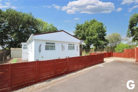Stillwater Park, North Poulner Road... 2 bed park home for sale