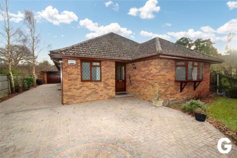 Sandy Lane, St. Ives, Ringwood... 4 bed bungalow for sale