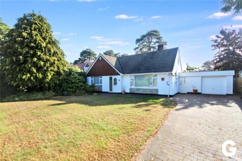 The Glade, Ashley Heath, Ringwood... 2 bed bungalow for sale